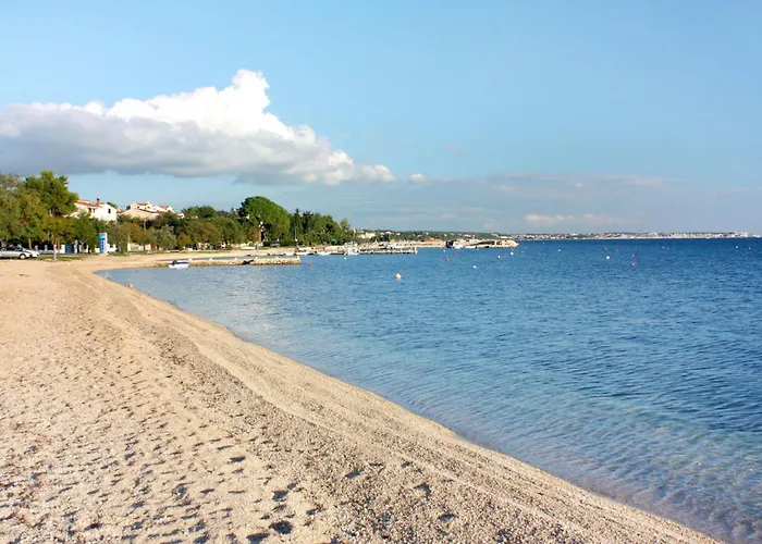 With Parking Space Sveti Filip I Jakov, Biograd - 13225 Lägenhet *