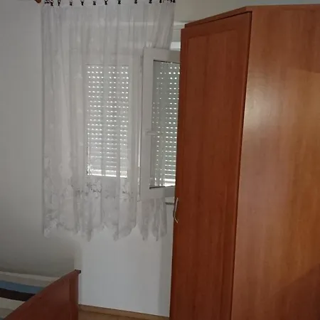 Apartment With A Parking Space Sveti Filip I Jakov, Biograd - 13225 *