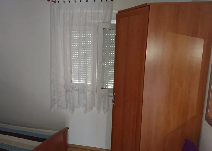 Апартаменты With Parking Space Sveti Filip I Jakov, Biograd - 13225 *